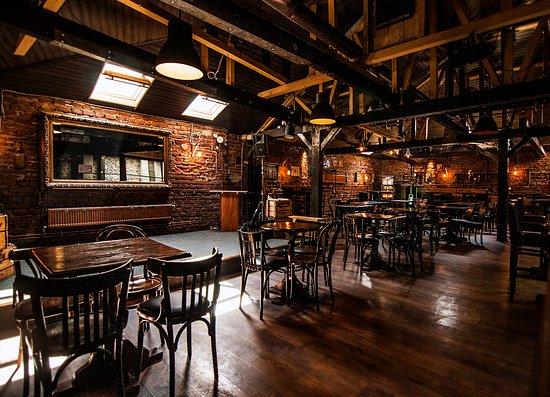 Copper's Pub